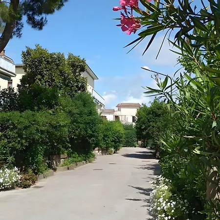 And Center House * Sorrente