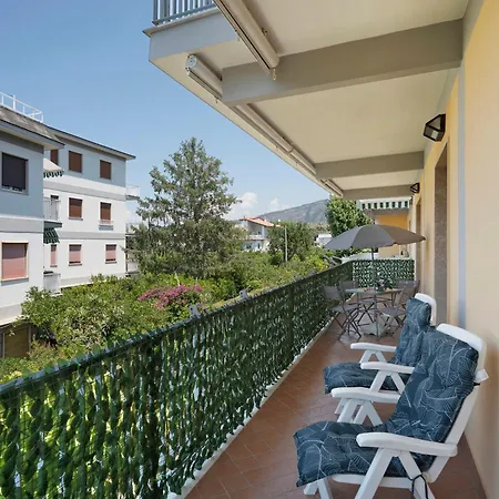 And Center House * Sorrente