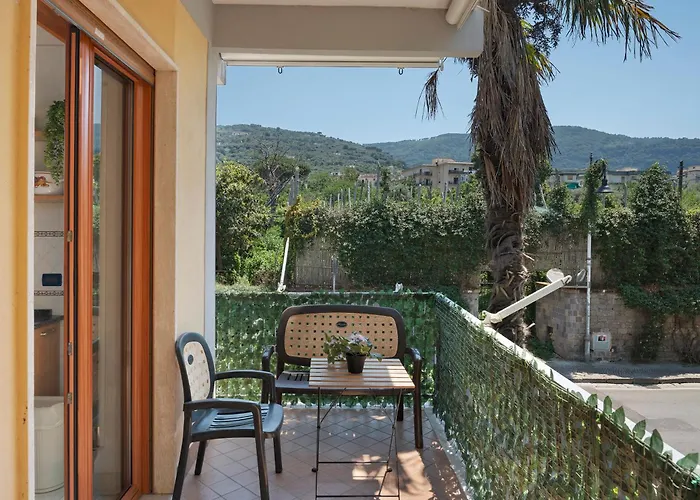 And Center House Σορέντο