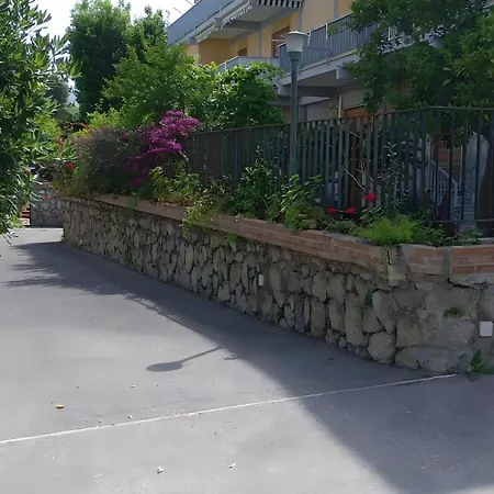 Prázdninový dům And Center House